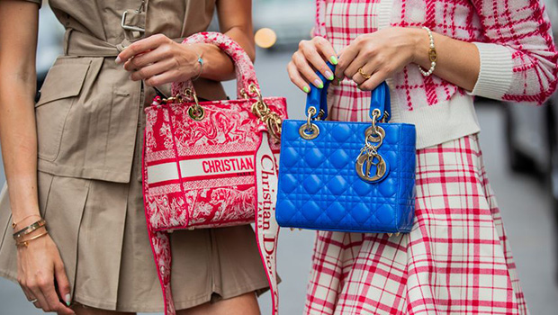 Фалшиви дизайнерски чанти и портфейли